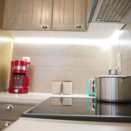 Aroura Homes Garden House 2Br 2Ba Free Parking Atenas Exterior foto